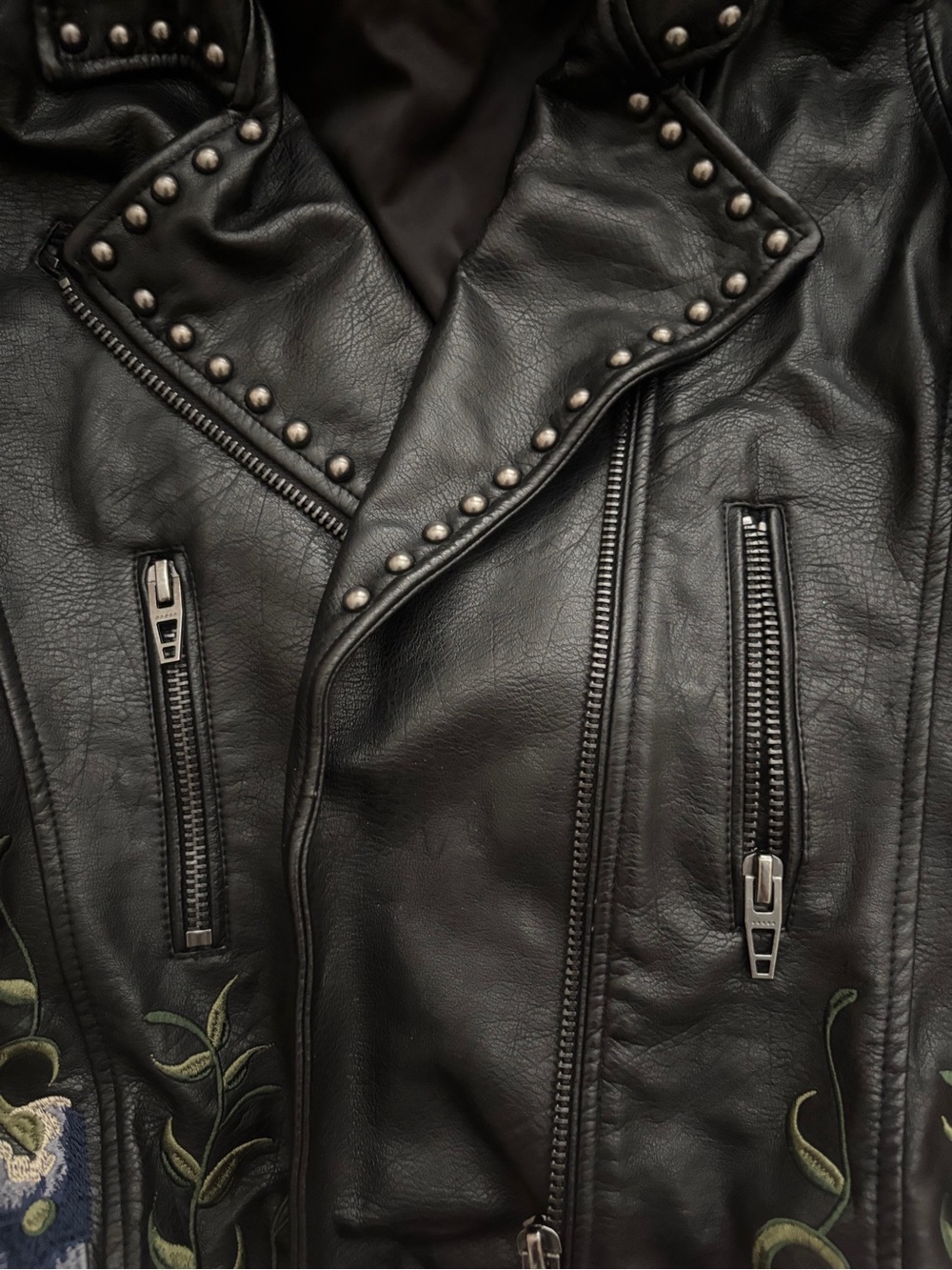 Blank NYC Black Floral Studded Moto Jacket - Picture 6 of 8